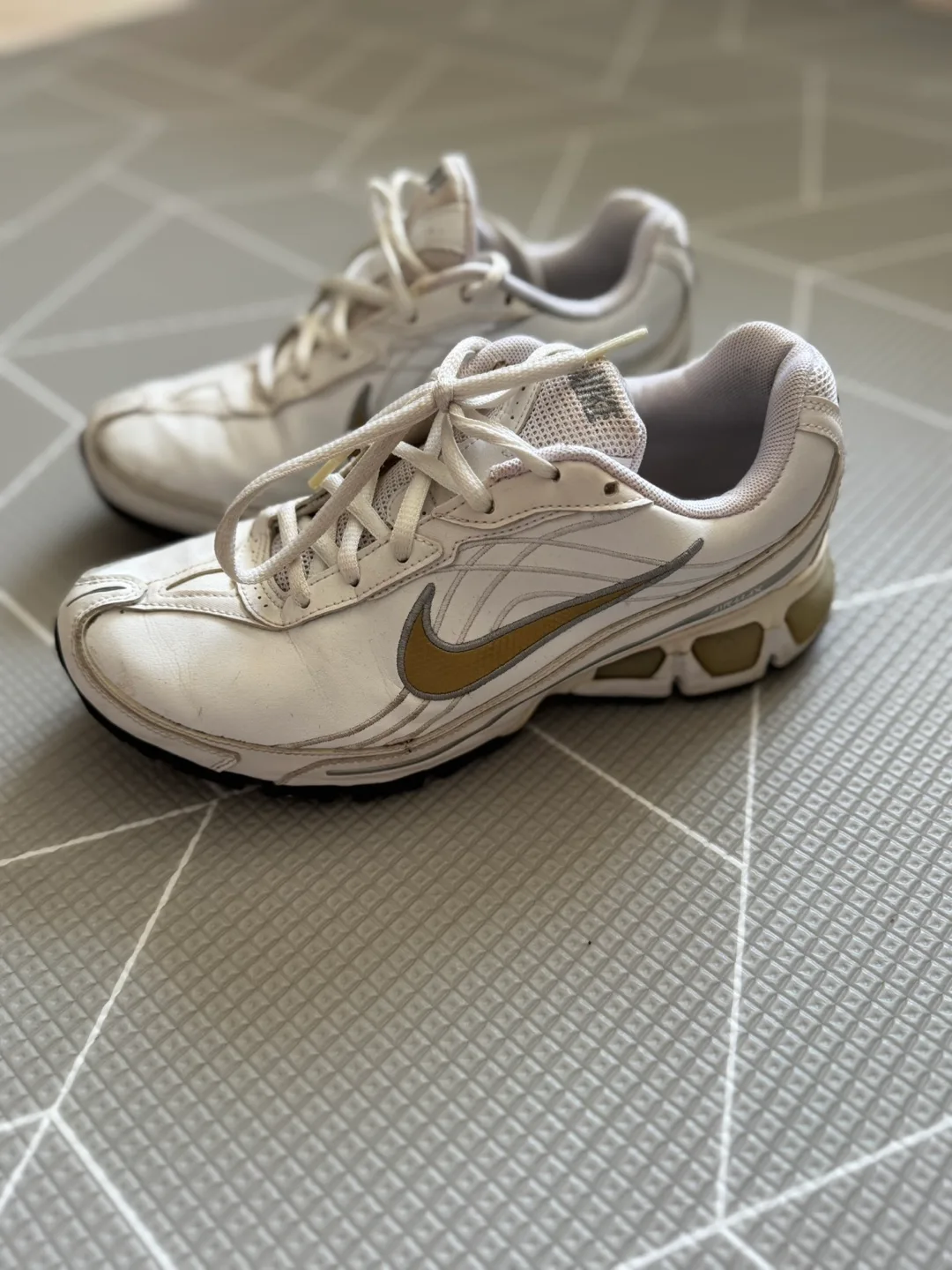 Women's Nike Air Max SC Sneakers - Size 7 image indicator(2)