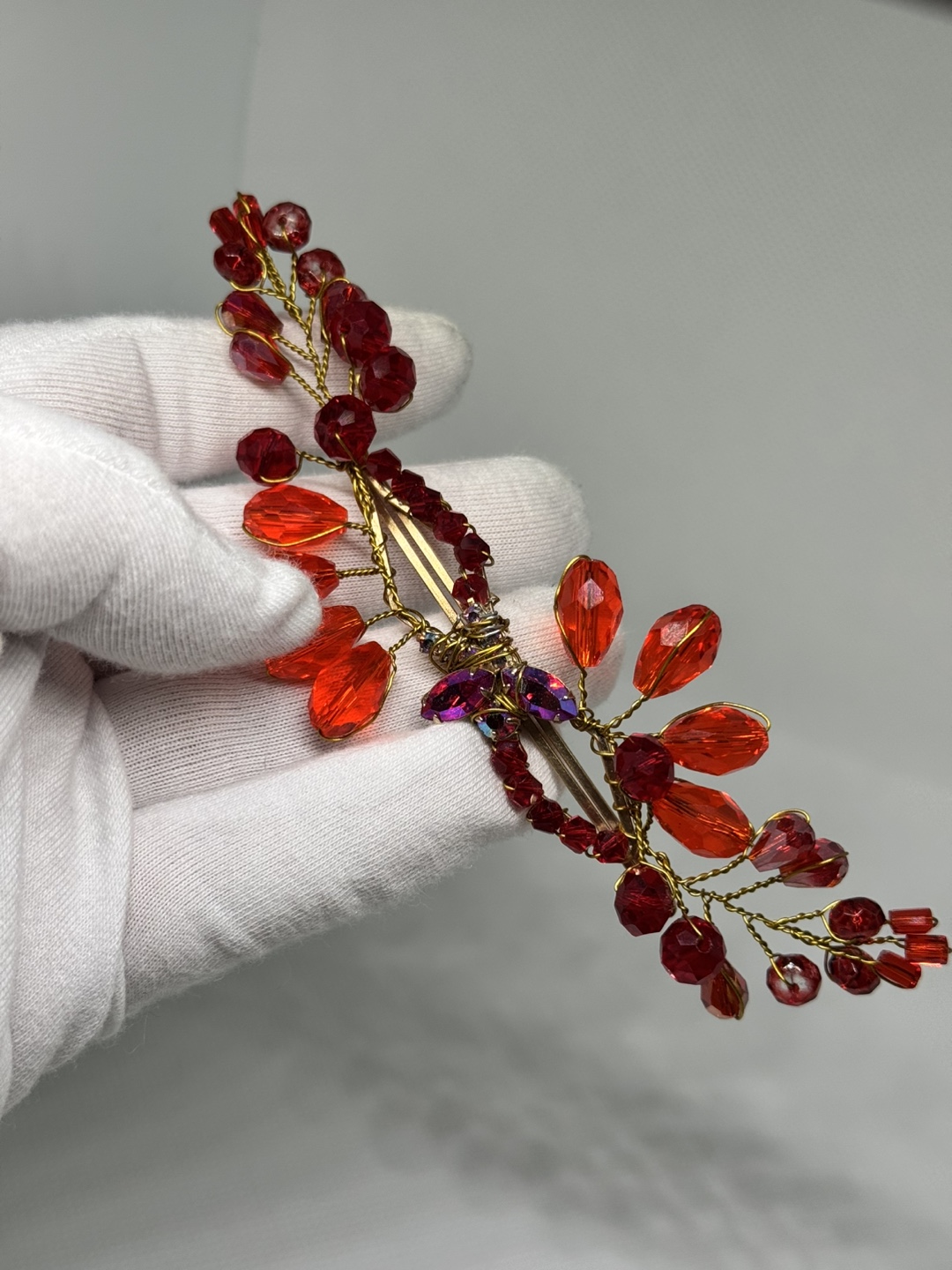 10 Different Handmade Beaded Hair Clips - photo 3