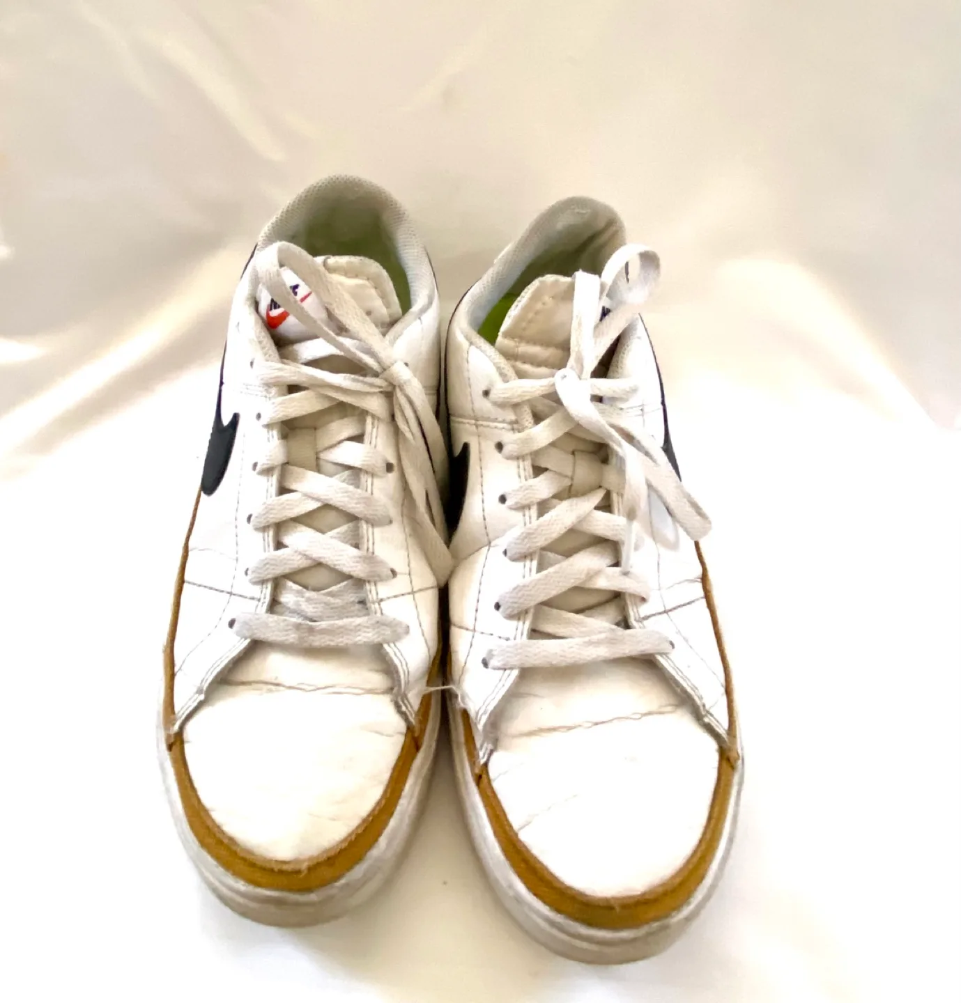 Nike Court Legacy Women’s Sneakers, Size 9 image indicator(4)