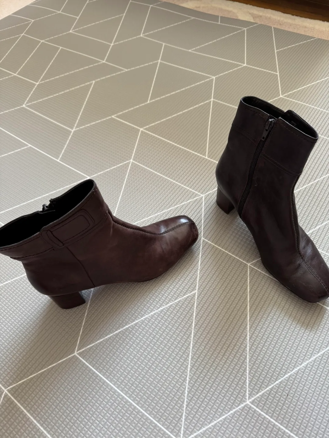 Nine West Brown Leather Ankle Boots - Size 8 1/2 M image indicator(2)