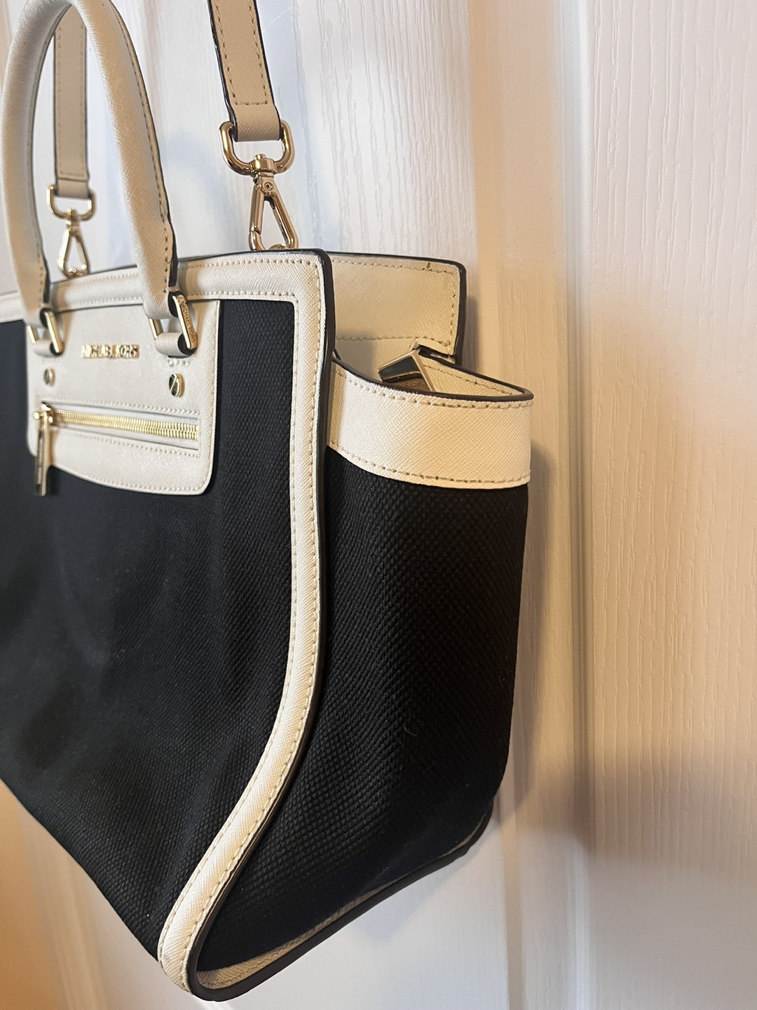 Michael Kors Black and White Satchel Handbag - photo 4