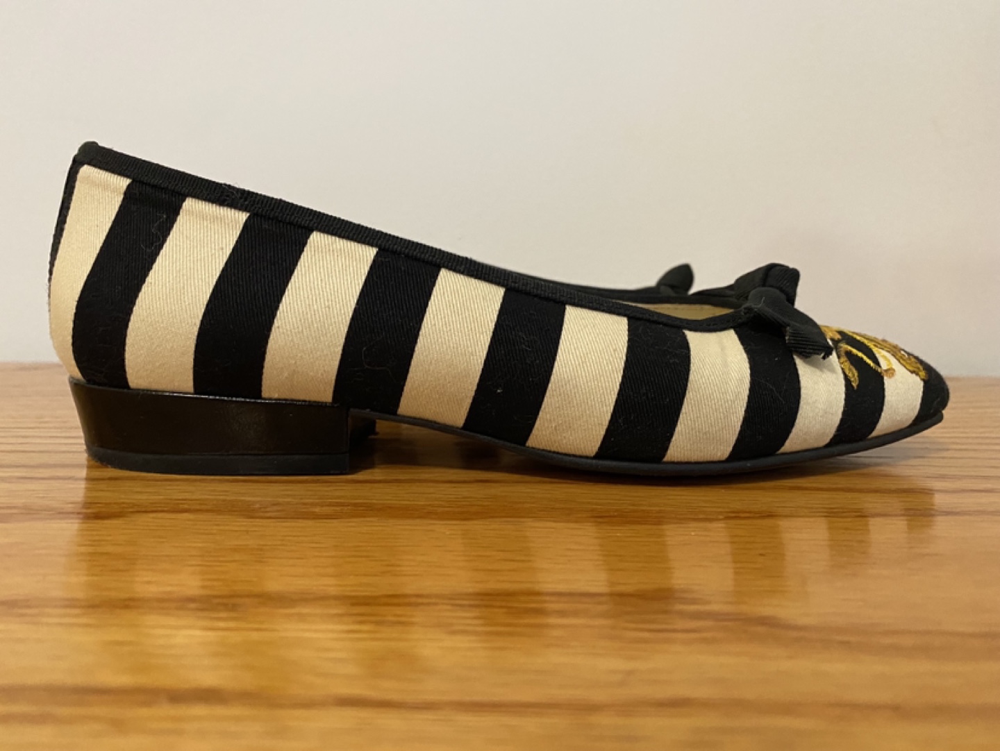 Moschino Vintage Black and White Striped Ballerina Flats - photo 2