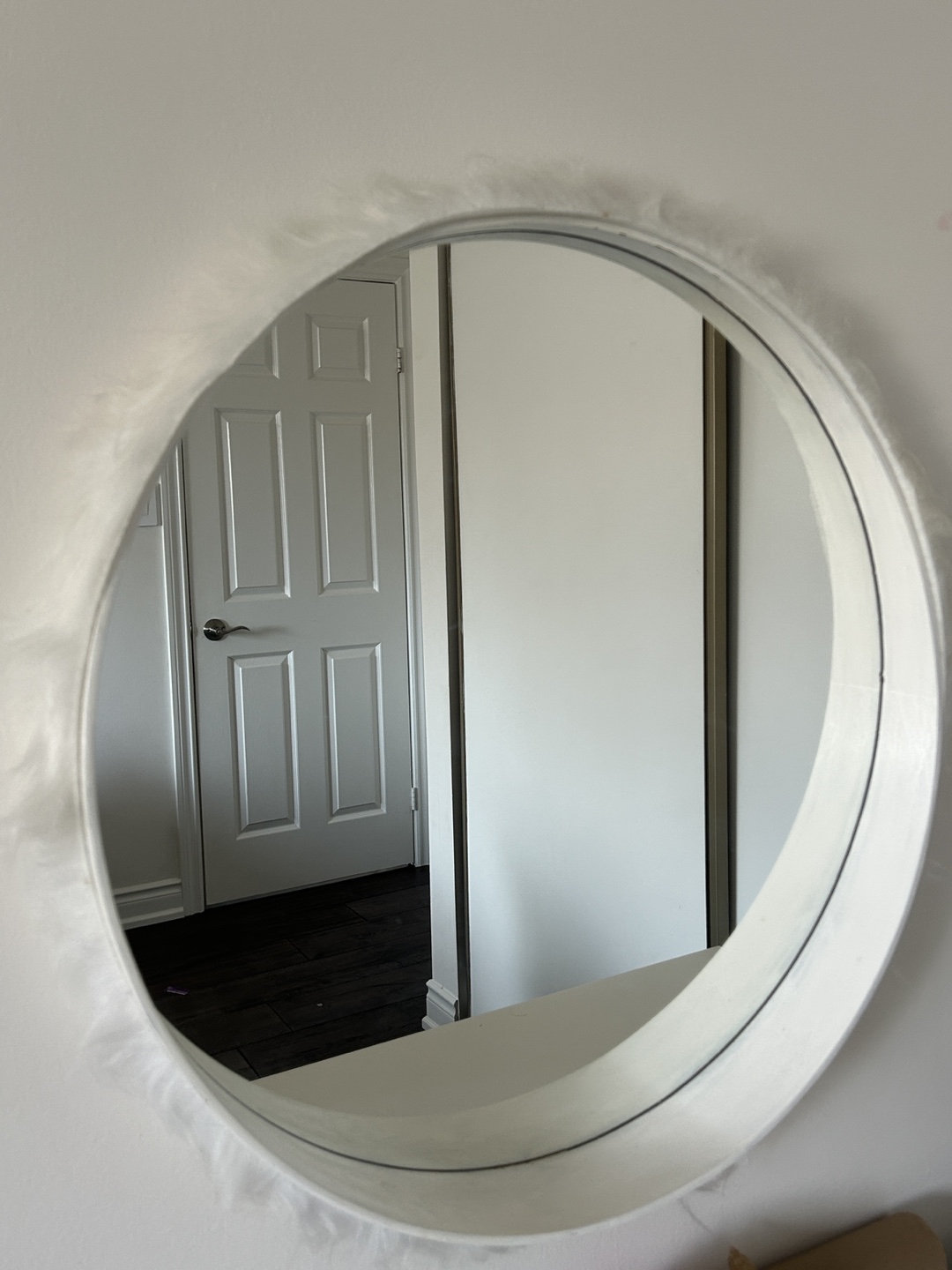 Round White Mirror (ikea)