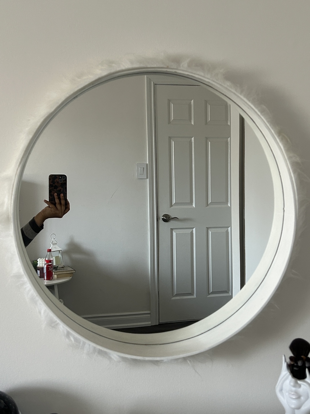 Round White Mirror (ikea) - photo 2