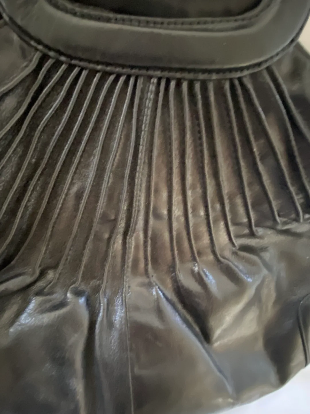 “Crocs Po” Stylish leather black handbag image indicator(2)