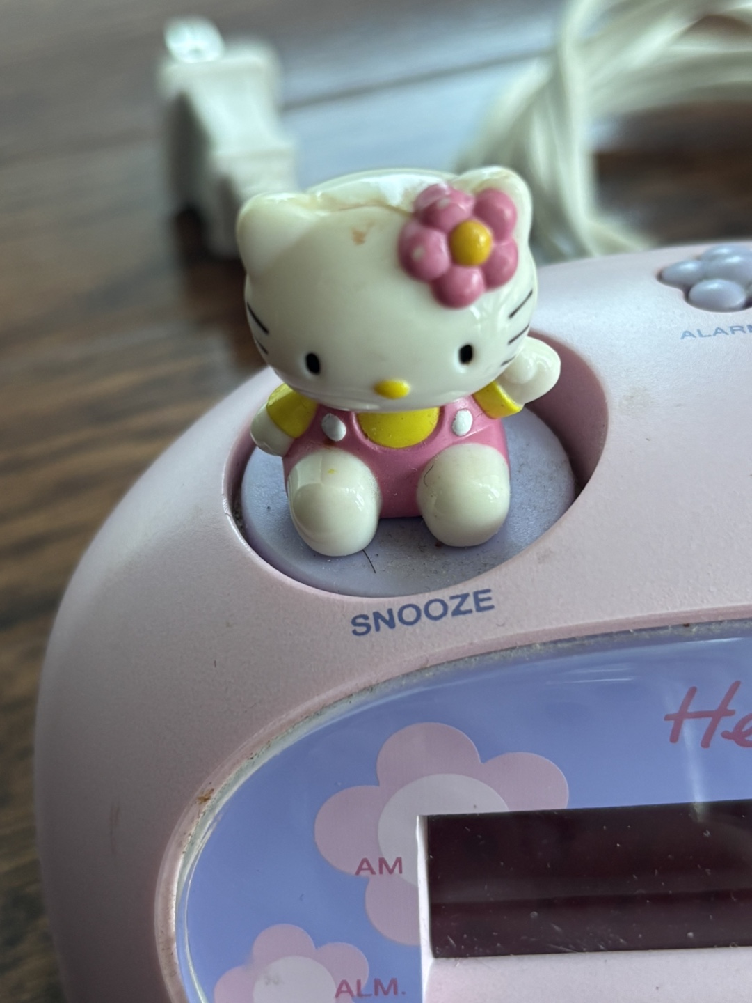 Vintage Hello Kitty Alarm Clock - photo 3
