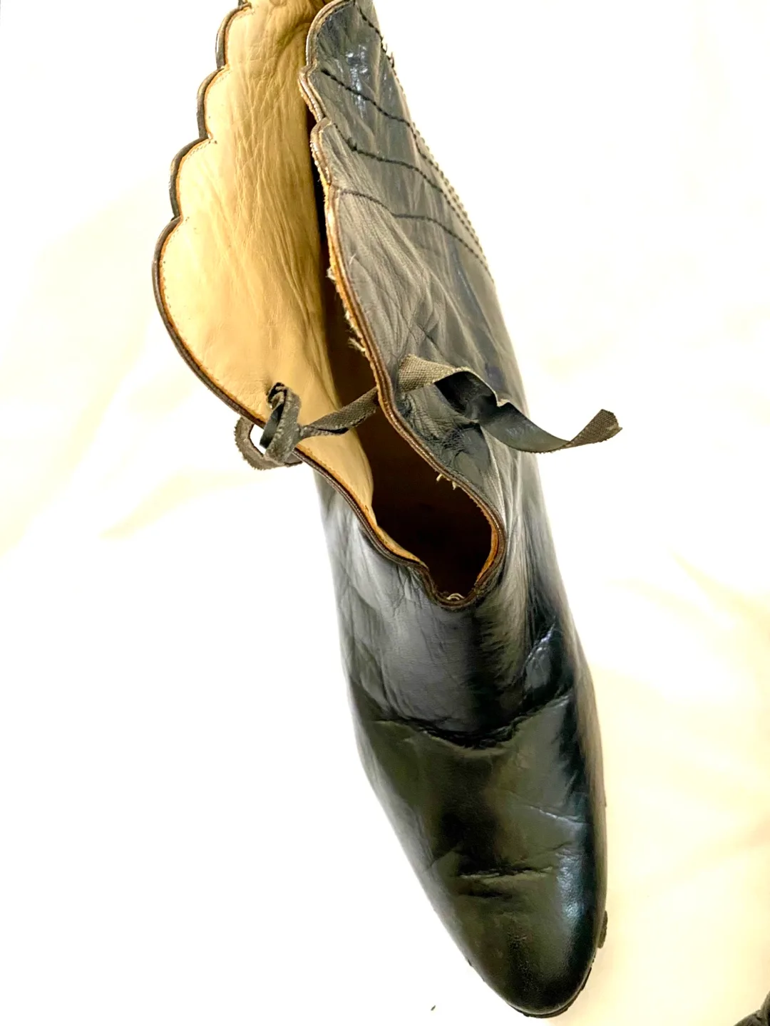 Italy Black Leather Ankle Boots Size 9 (40) image indicator(4)