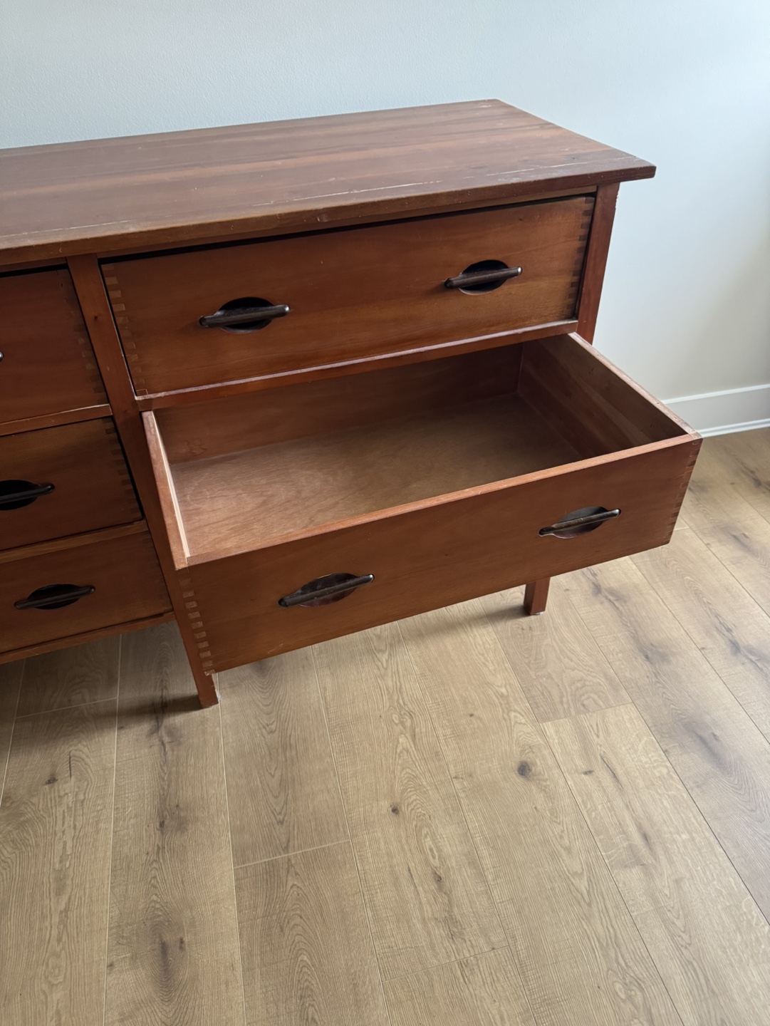 Wood Dresser - Six Drawers - photo 2