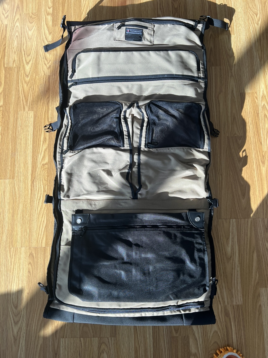 Victorinox Garment Bag - black and Beige - photo 4