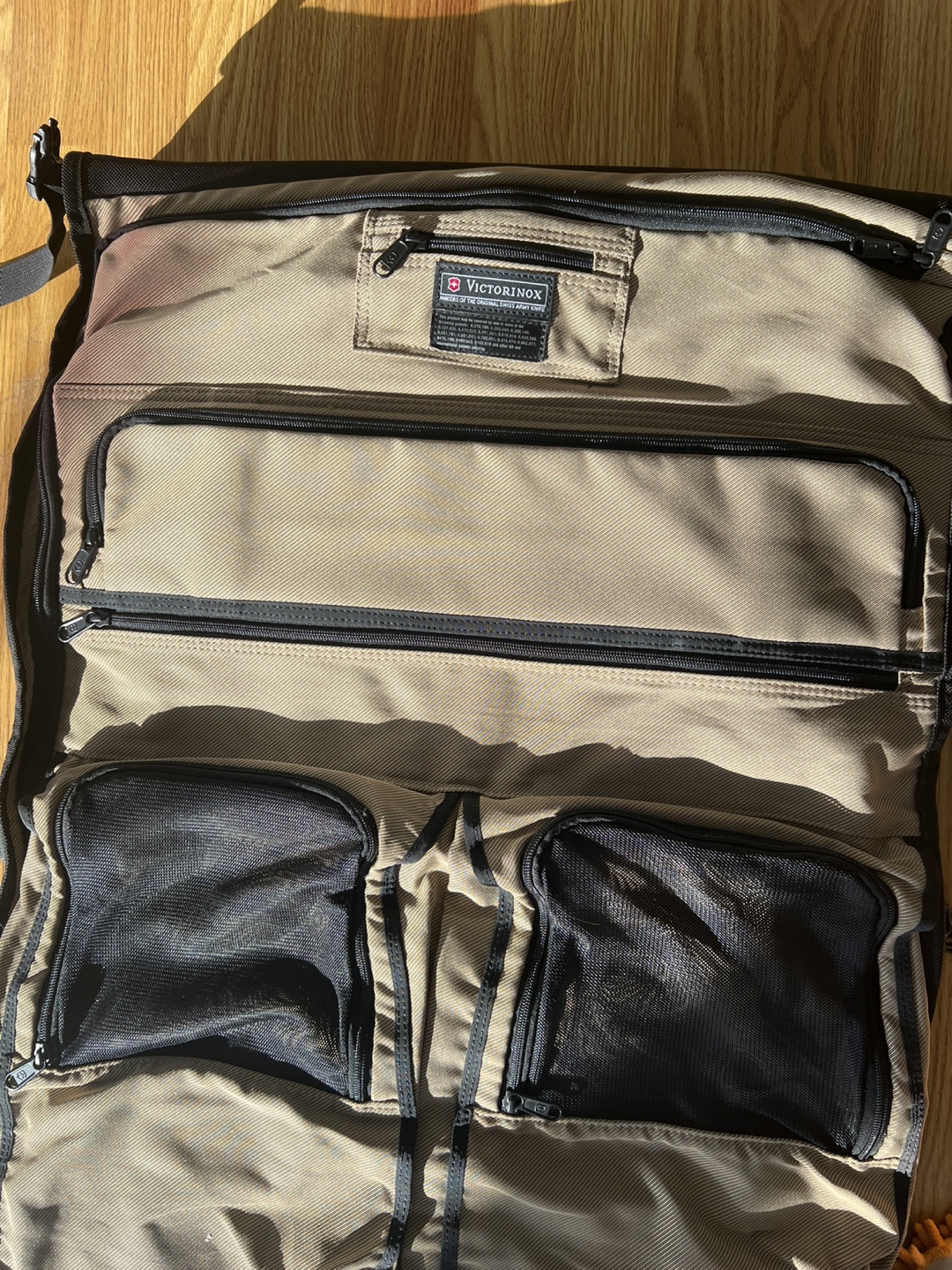 Victorinox Garment Bag - black and Beige - photo 2