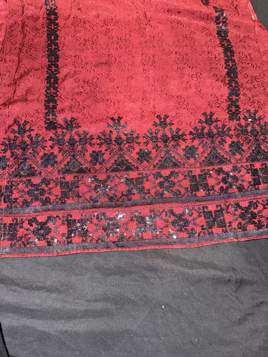 Three Shalwar Kameez Suits and Dupatta - photo 2