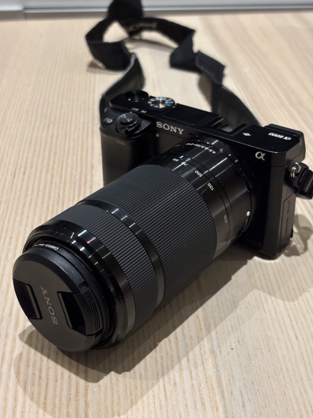 Sony α6000 Mirrorless Camera with 55-210mm Lens