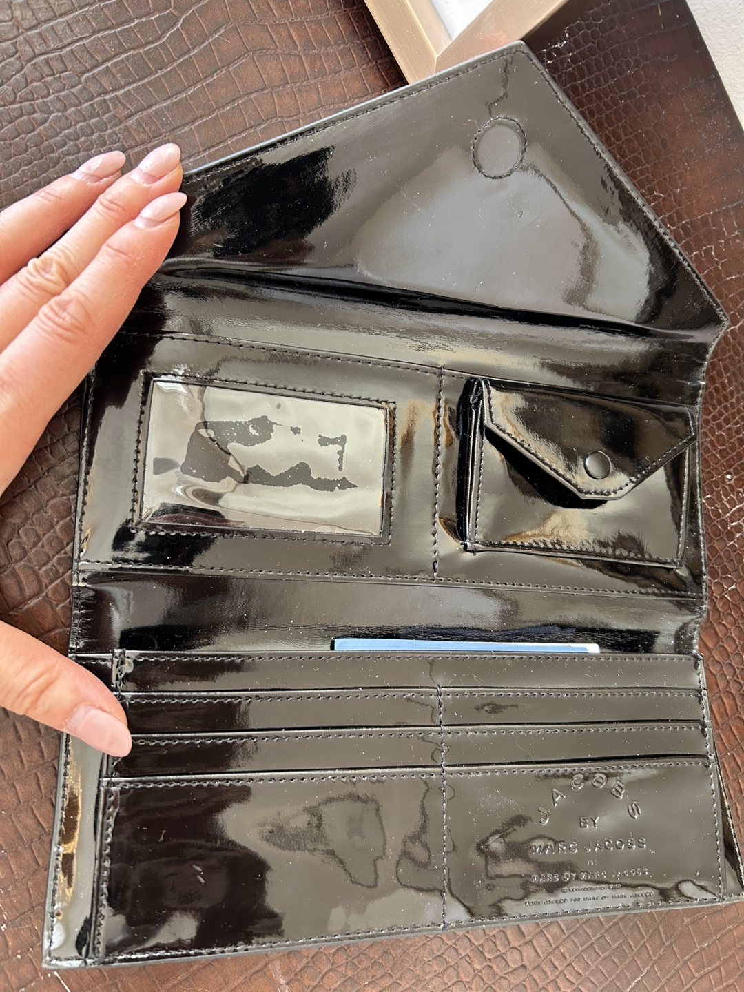 Marc by Marc Jacobs Black Patent Leather Wallet - photo 3