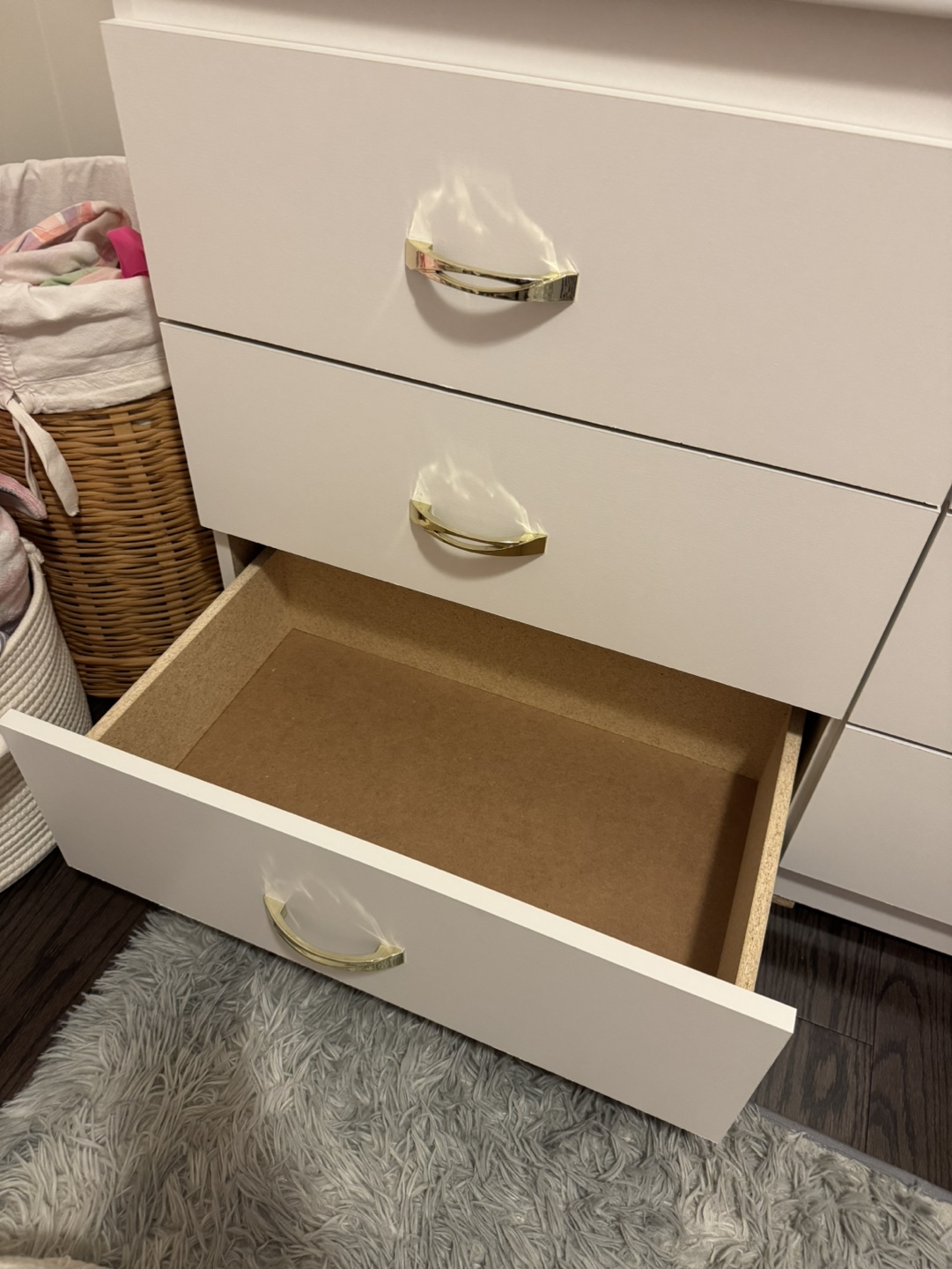 White 6-Drawer Dresser with Gold Handles - photo 3