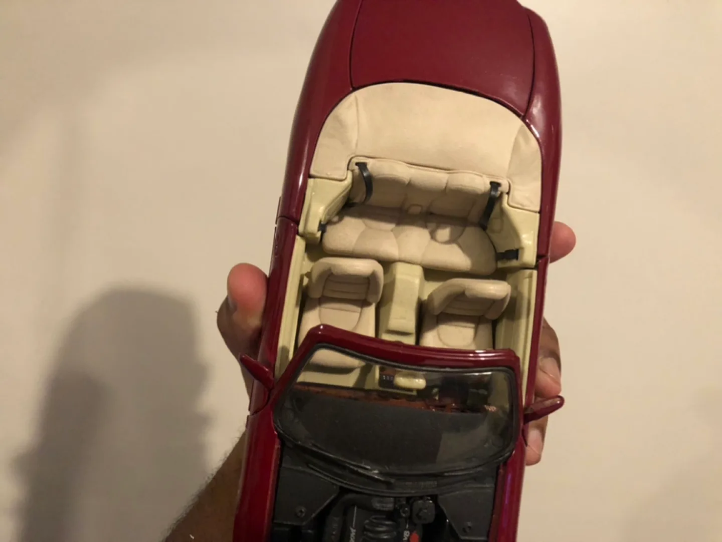 1:18 Scale Jaguar XK8 Convertible Model Car image indicator(3)