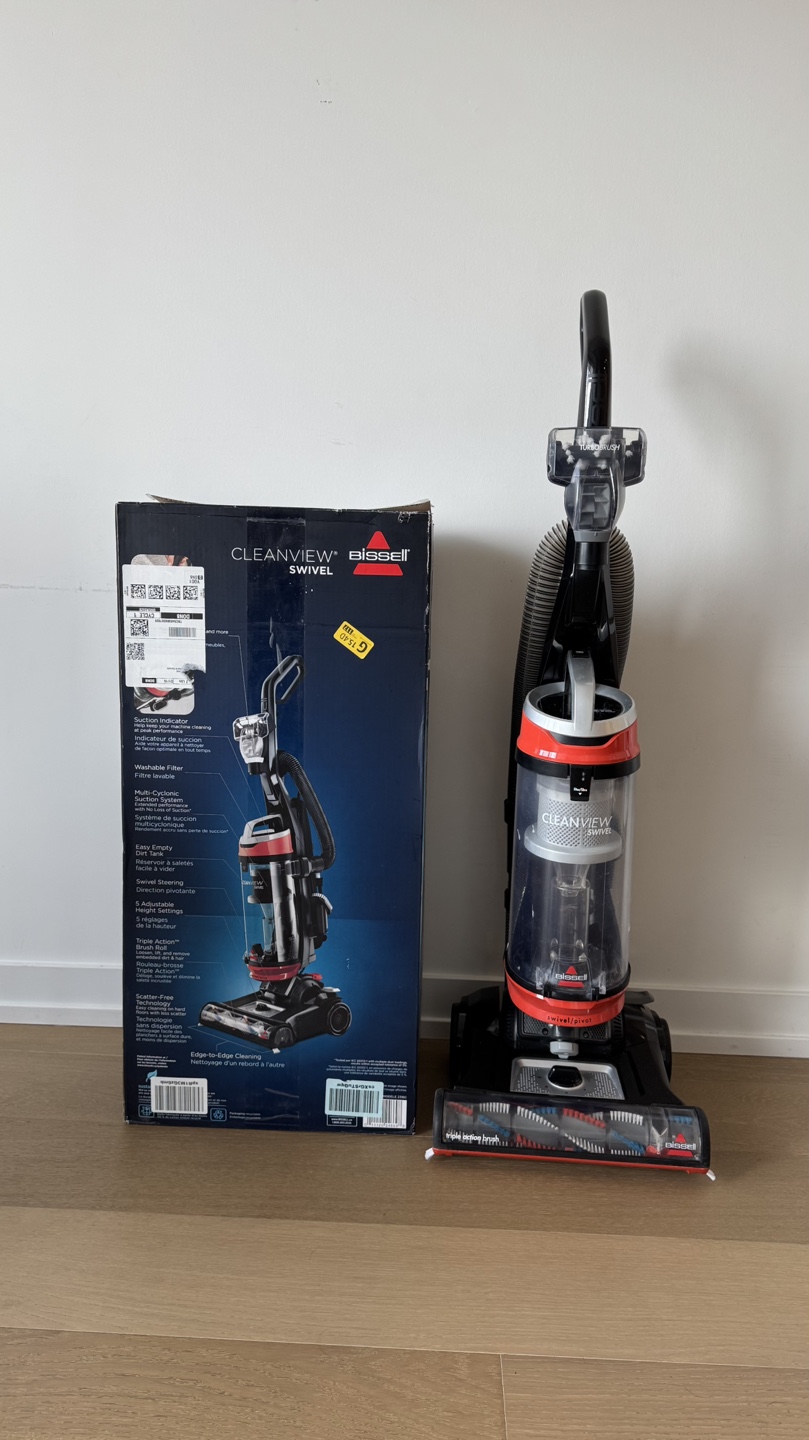 Vacuum Cleaner - Bissell CleanView Swivel Upright