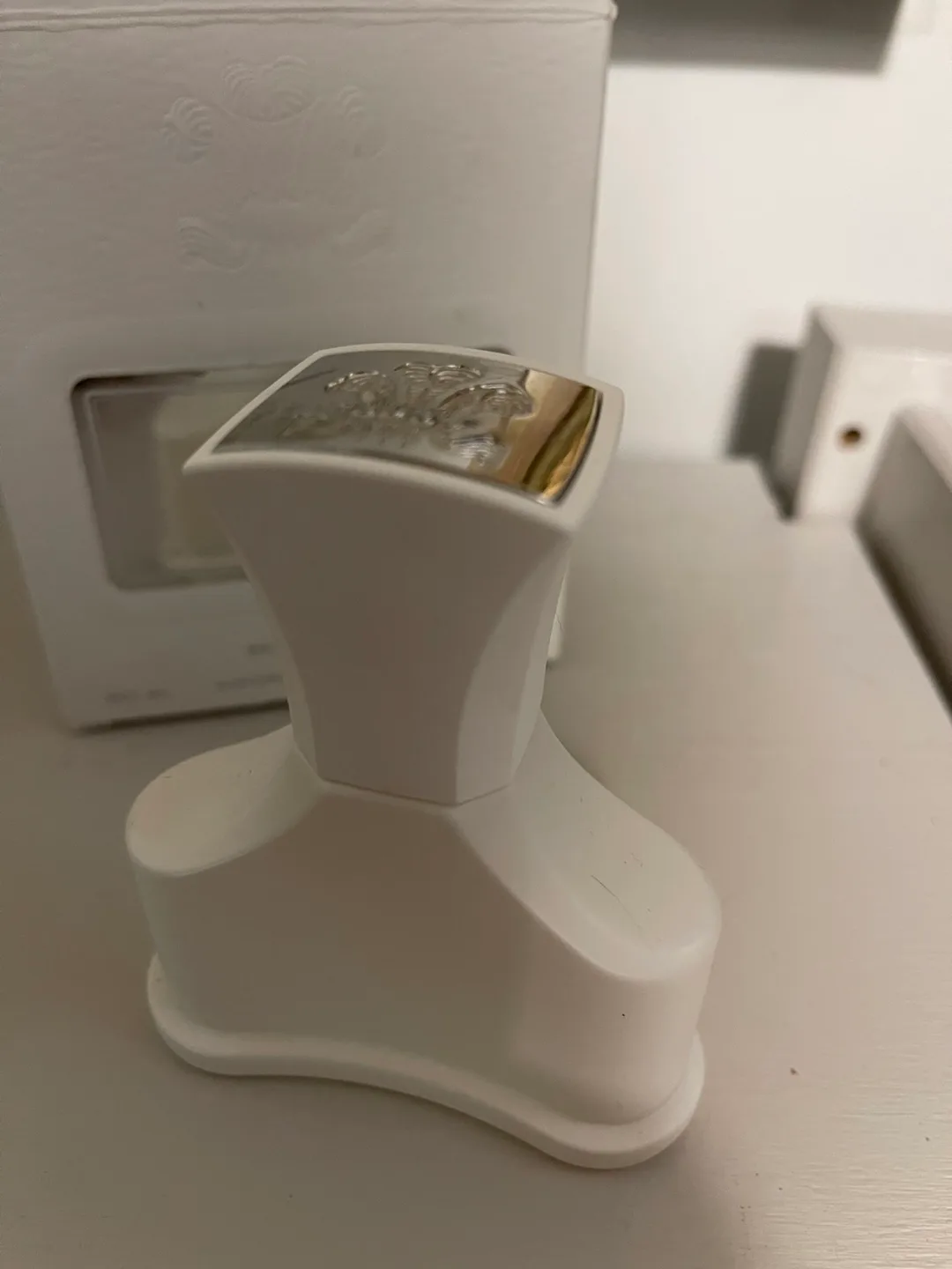 Creed Love in White Eau de Parfum 30ml image indicator(5)