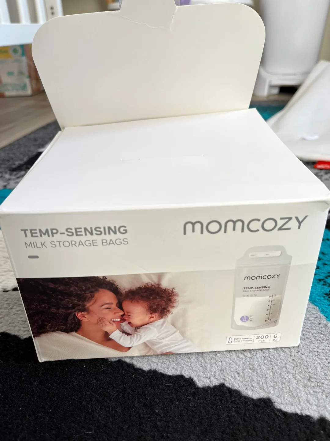 Free- Momcozy Temp-Sensing Milk Storage Bags (200 Count) image indicator(3)