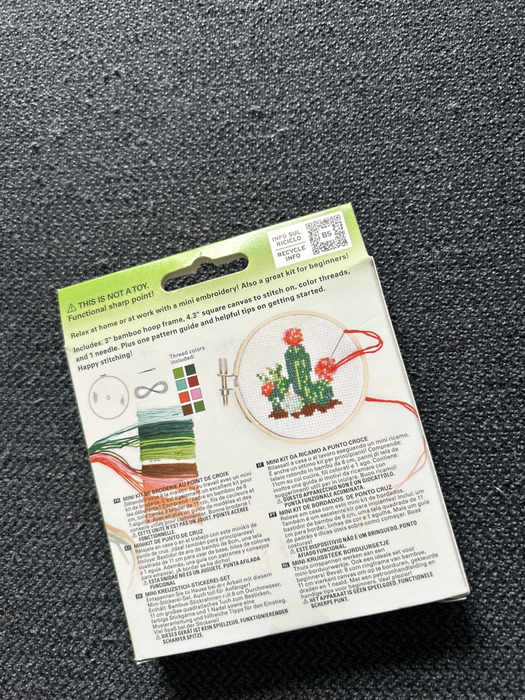 Kikkerland Mini Cross Stitch Embroidery Kit - photo 2