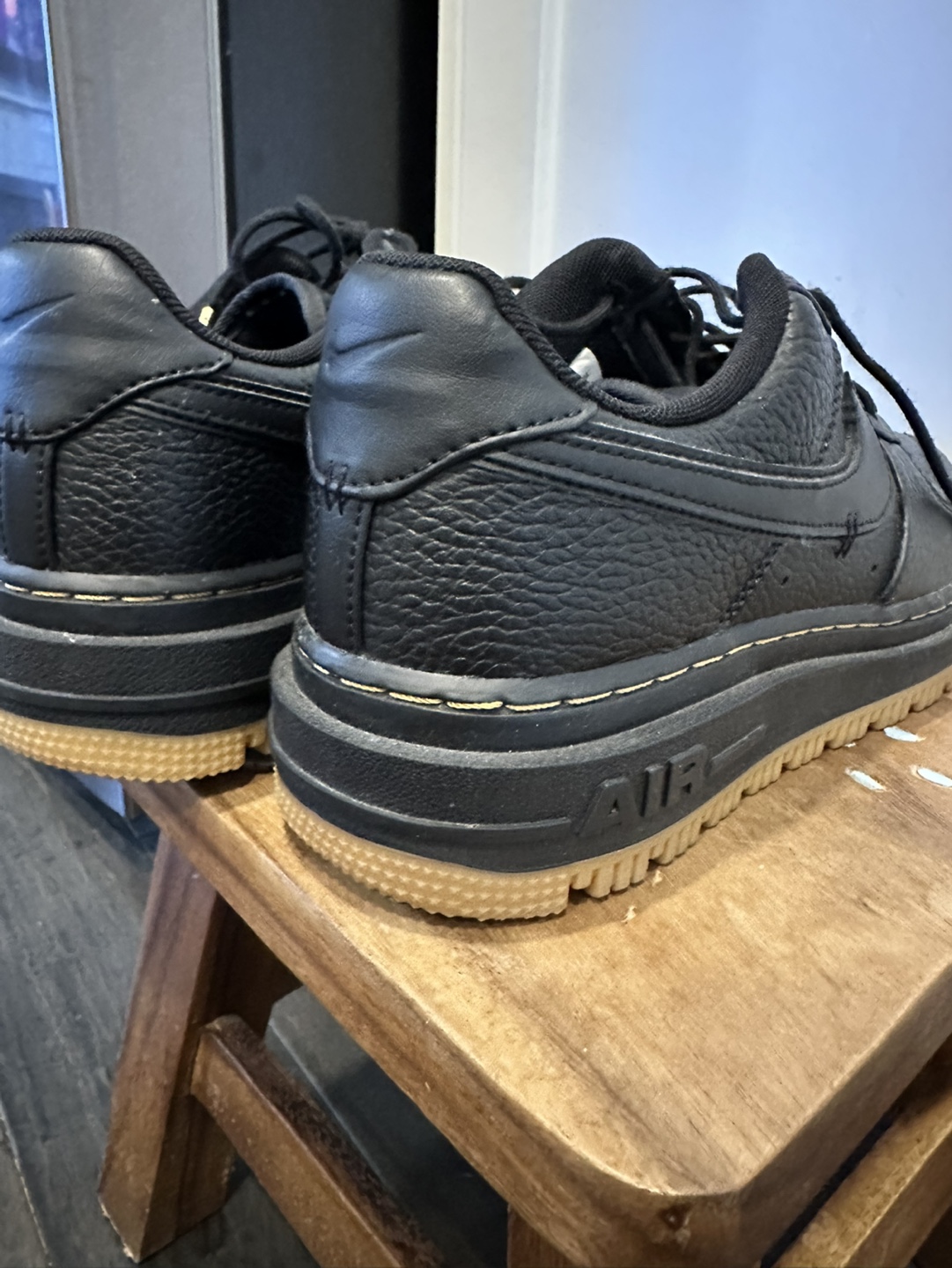Nike Air Force 1 Luxe - photo 3