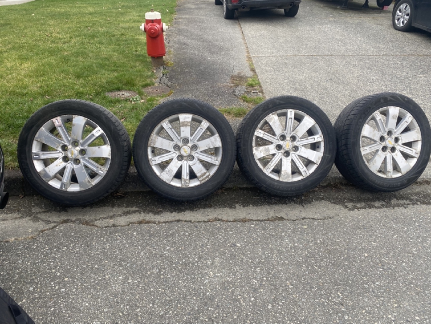 Alloy rims with tires