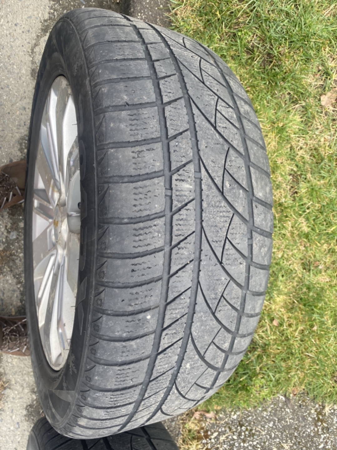 Alloy rims with tires - photo 3
