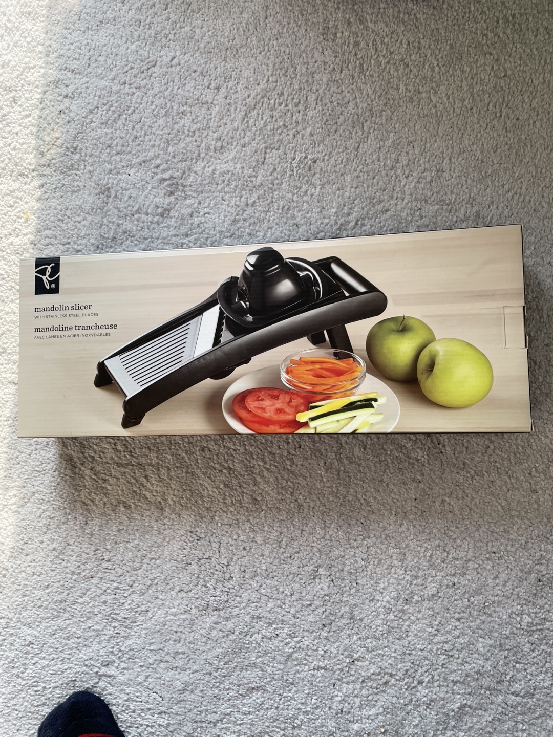 Mandoline Slicer with Foldable Legs