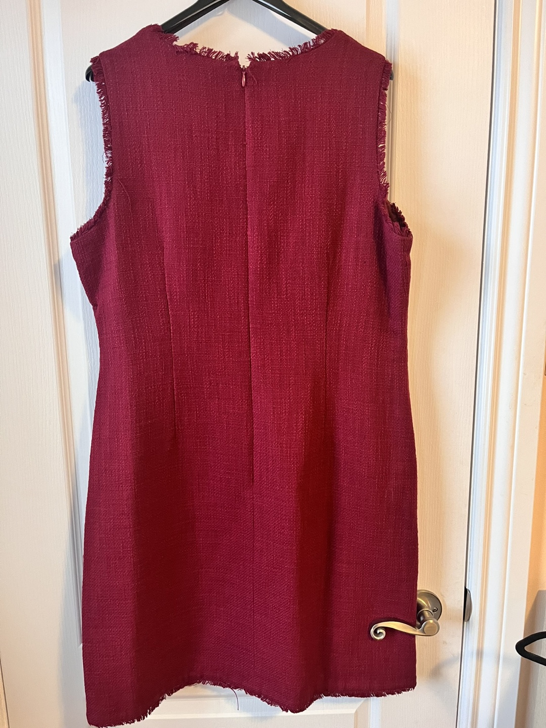 Karl Lagerfeld Paris burgundy tweed sleeveless dress size 14 - photo 4