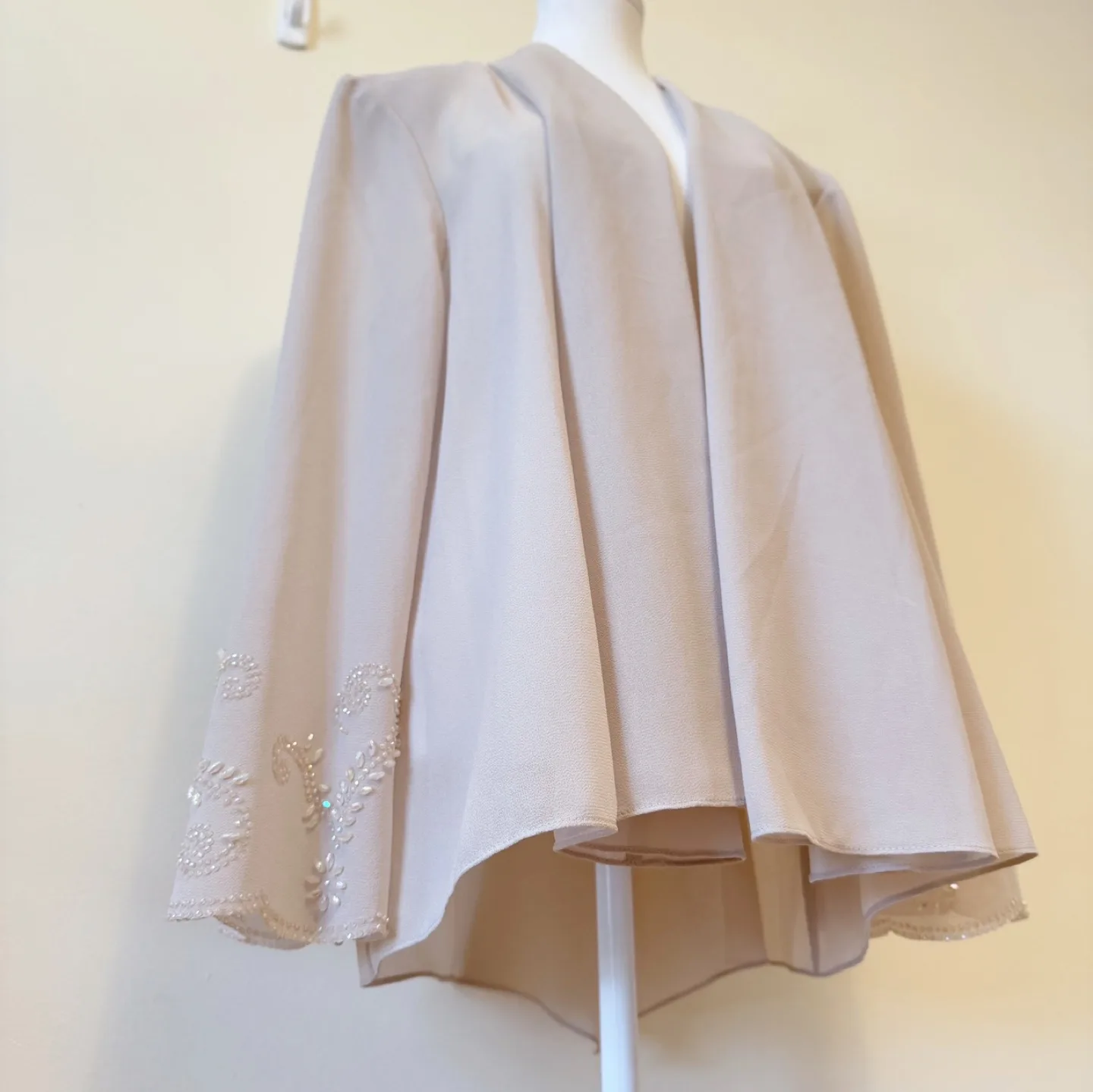 USA Vintage Beaded Chiffon Jacket image indicator(8)