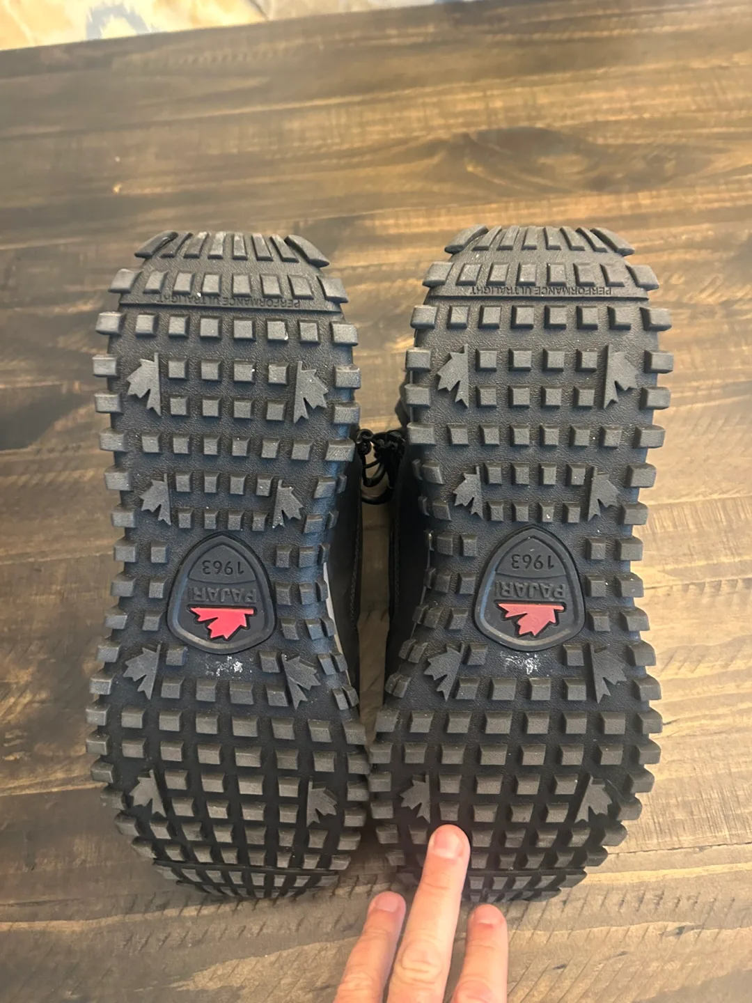 Pajar Mens Size 11 waterproof winter boots image indicator(7)