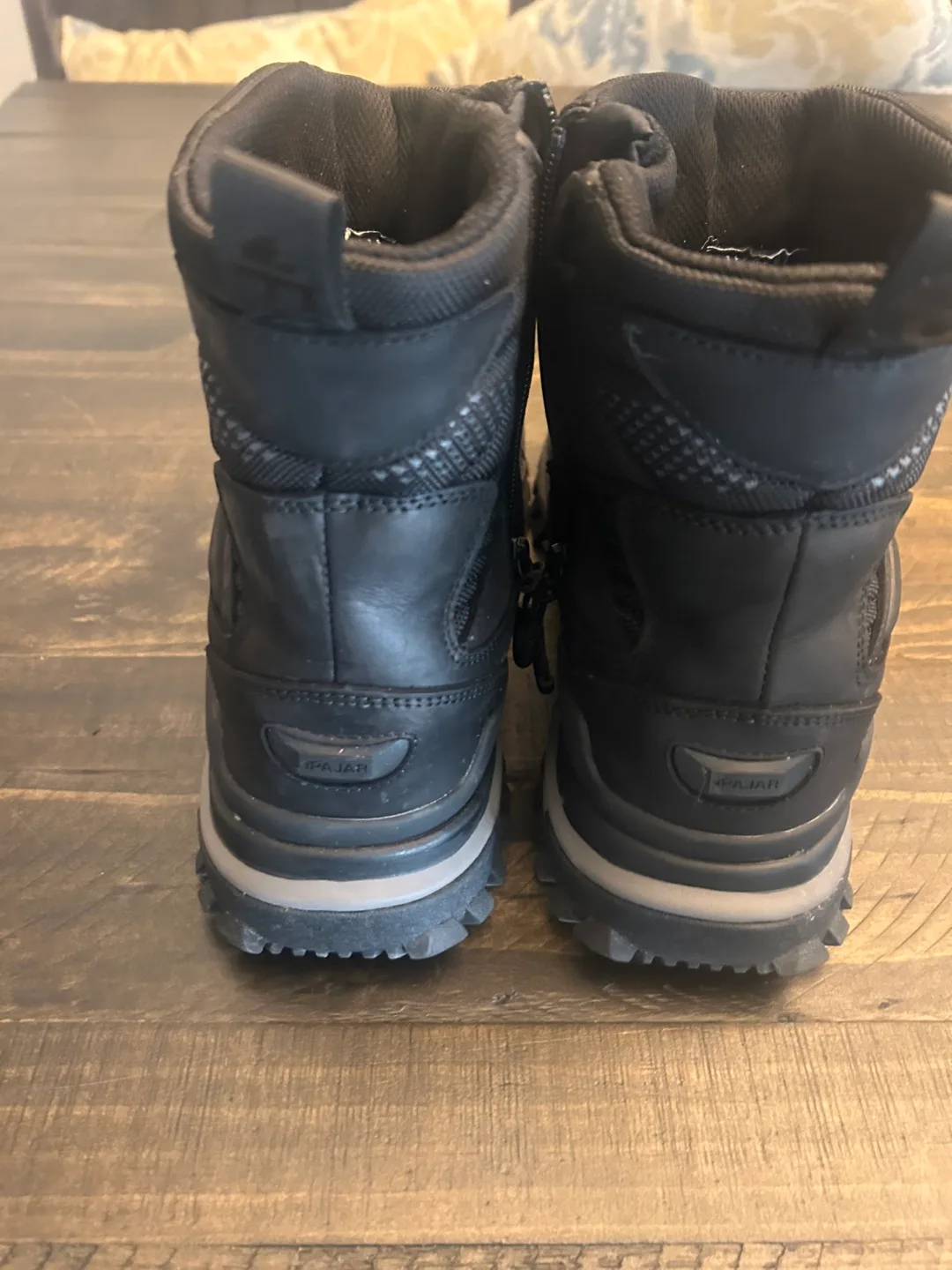 Pajar Mens Size 11 waterproof winter boots image indicator(9)