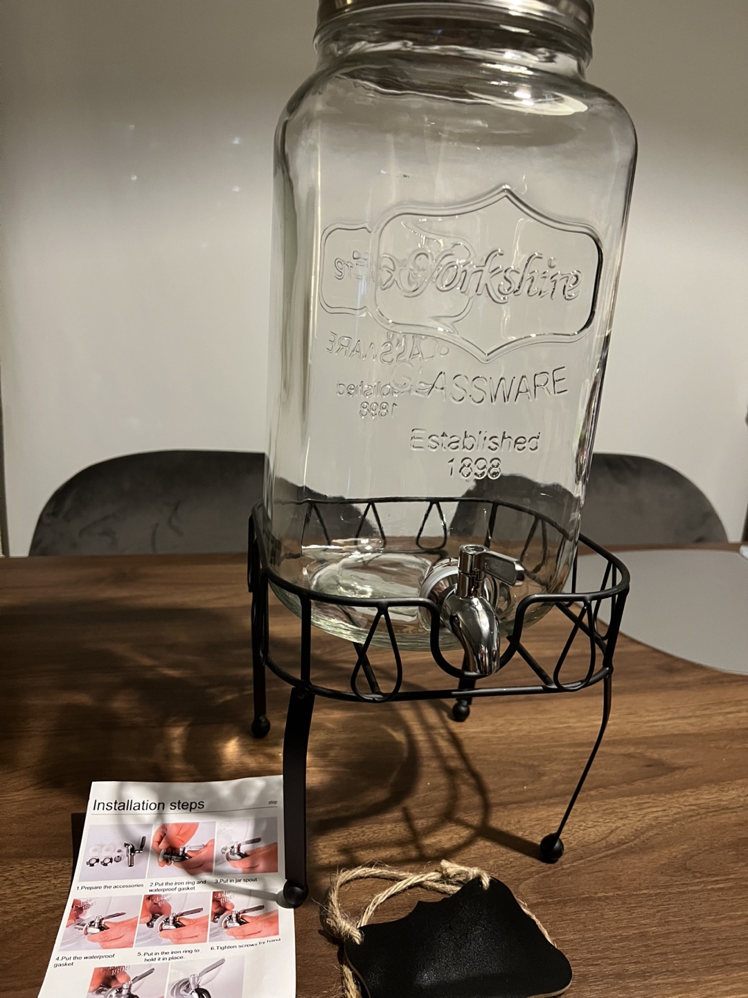 2 Gallon Glassware Beverage Dispenser with Stand & Lid