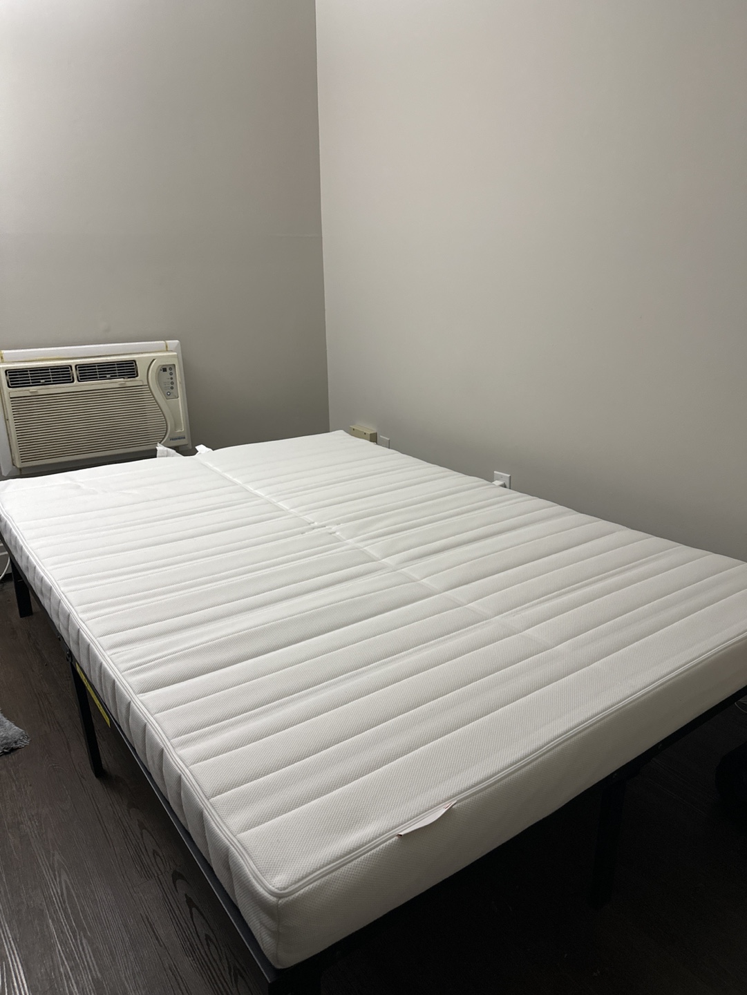 IKEA MATTRESS & METAL FRAME - Full Size - photo 2