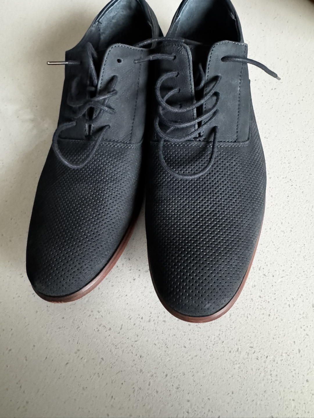 RW&CO Men's Black Perforated Leather Oxfords - photo 4