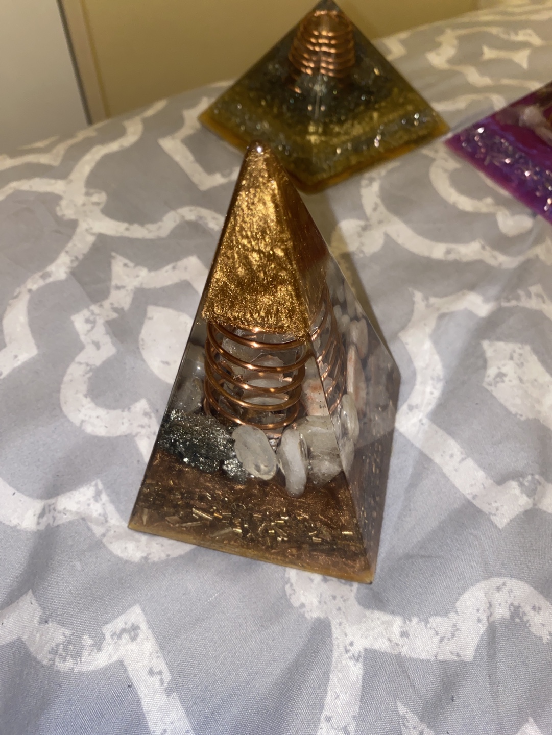 Mini pyramid for office or desk