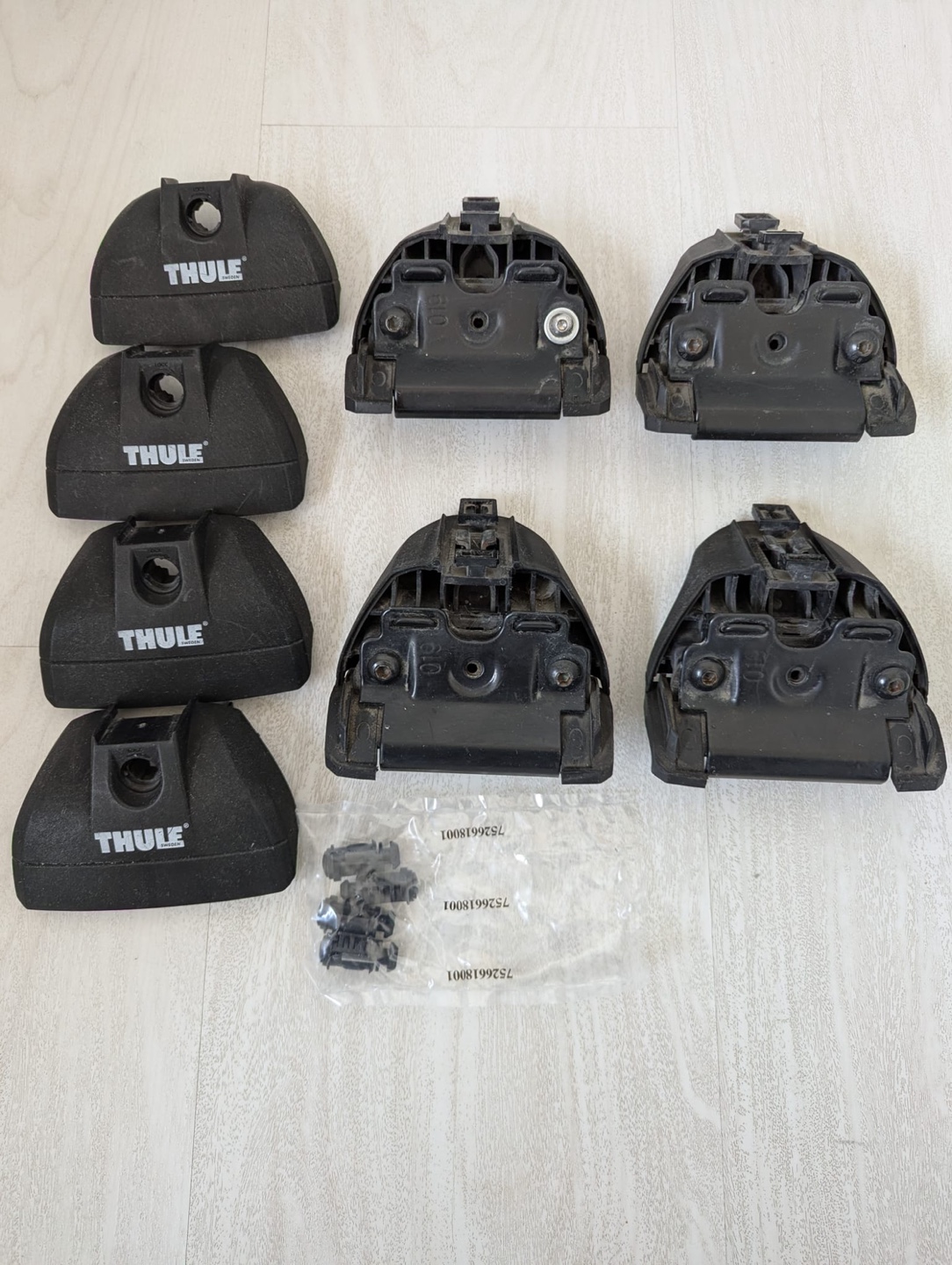 Thule 460R Podium & Thule Fit Kit 4076