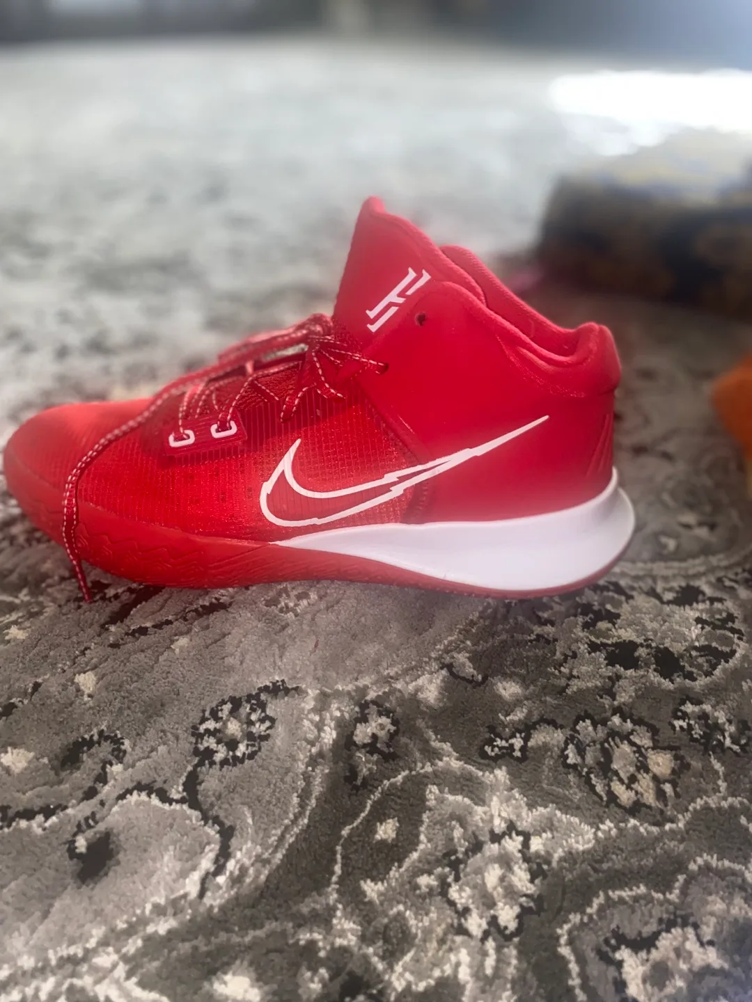 Kyrie 4 flytrap Red Basketball Shoes image indicator(5)