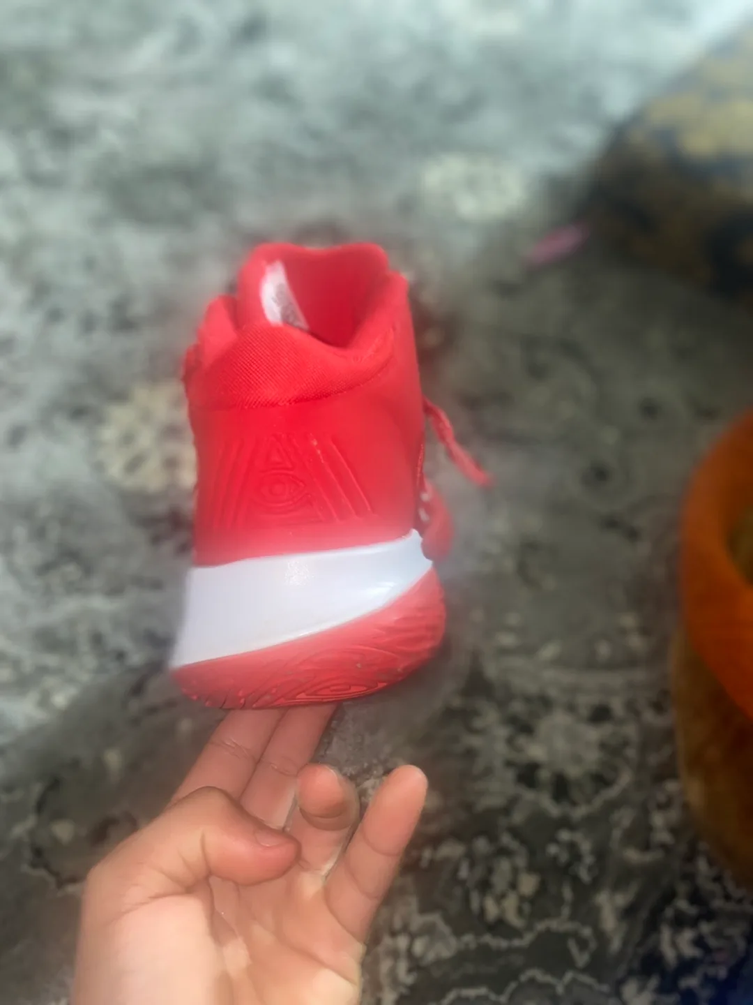 Kyrie 4 flytrap Red Basketball Shoes image indicator(4)