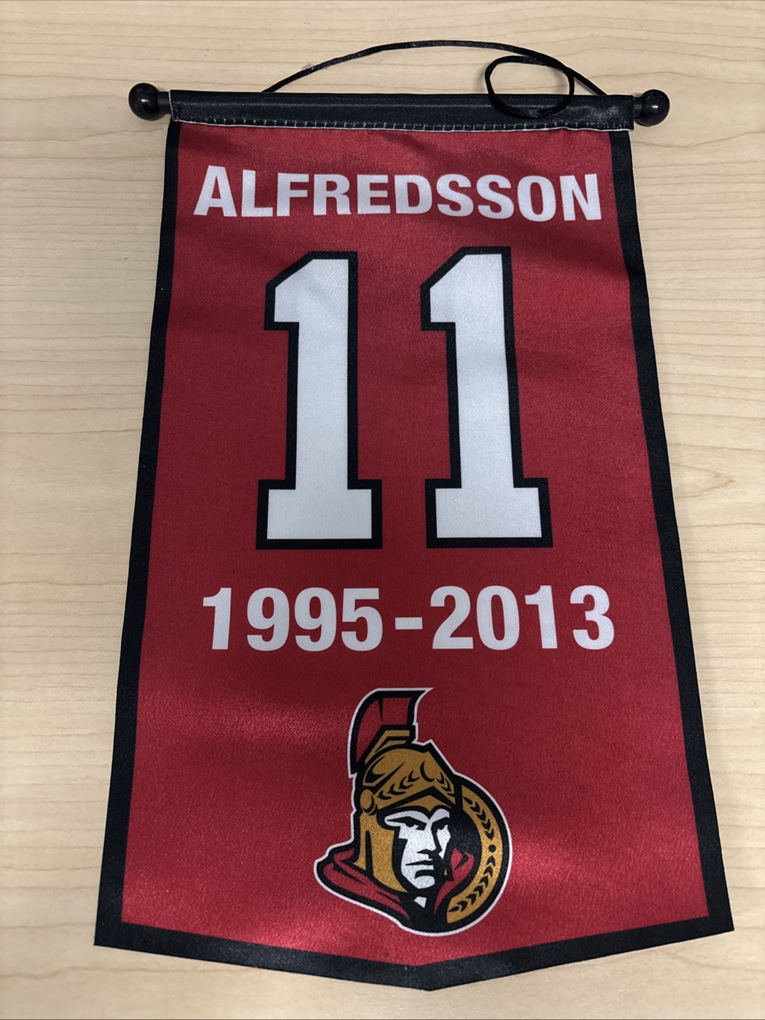 Ottawa Senators Alfredsson #11 Mini Banner 1995-2013