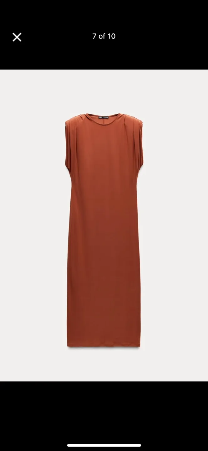 BNWT zara size small long dress with shoulder pads image indicator(7)