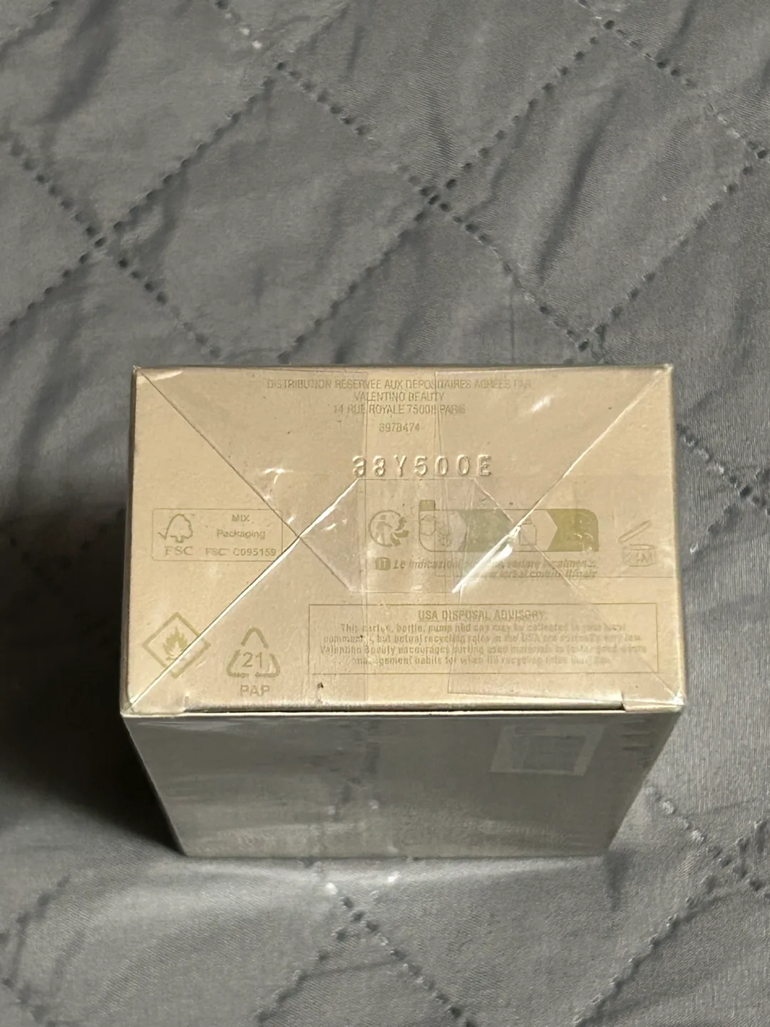 Valentino Uomo Born in Roma The Gold Eau de Parfum 100ml image indicator(3)