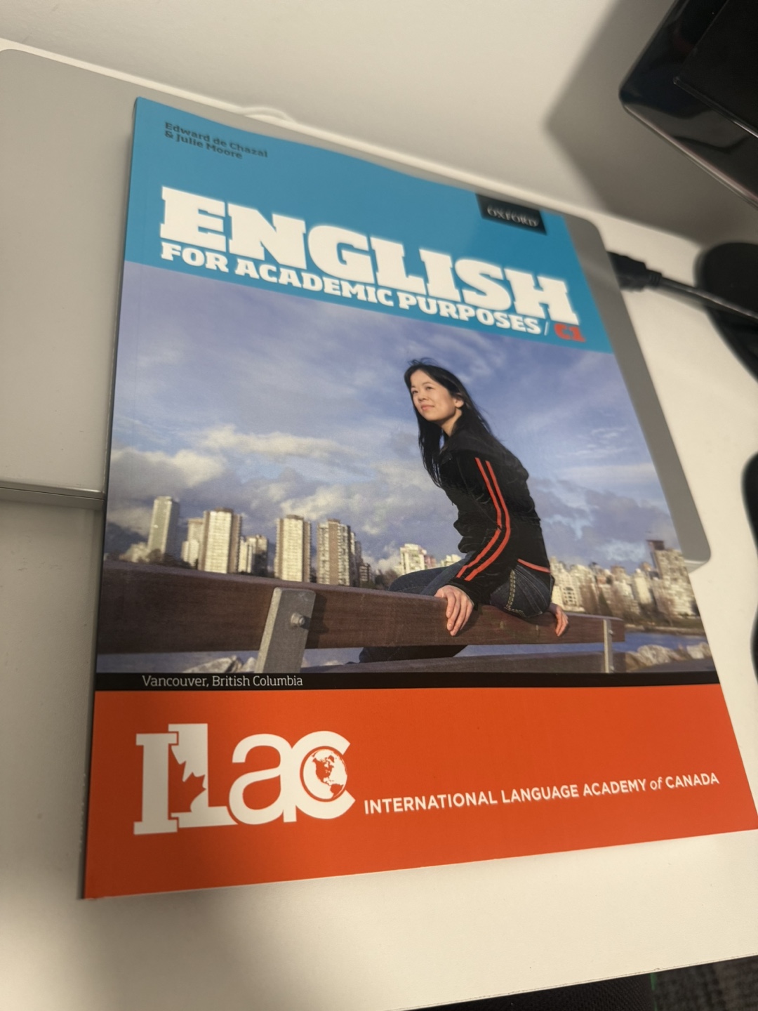 English Language Textbooks - English for Academic Purposes