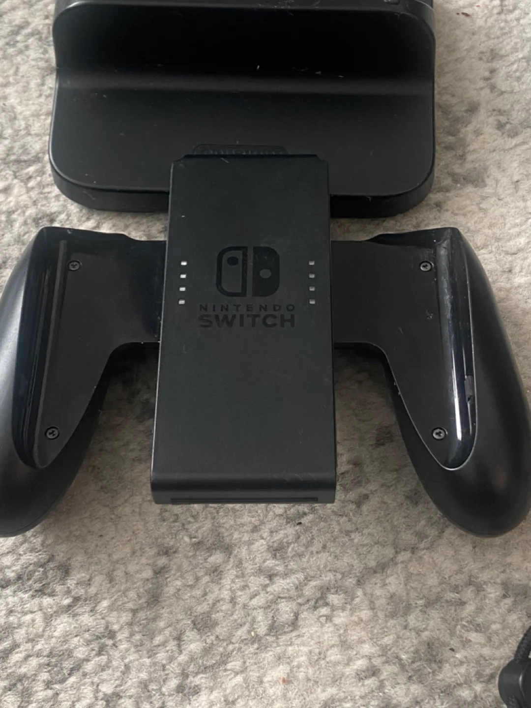 Nintendo Switch Console - Red and Blue Joy-Cons image indicator(7)