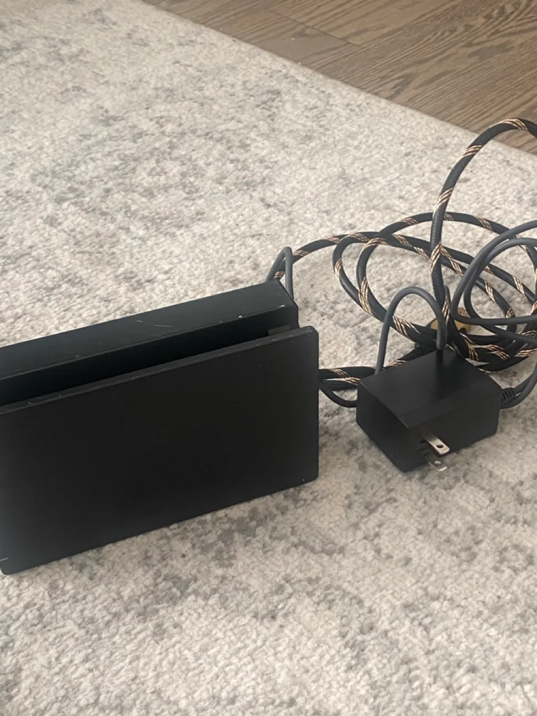 Nintendo Switch Console - Red and Blue Joy-Cons image indicator(10)