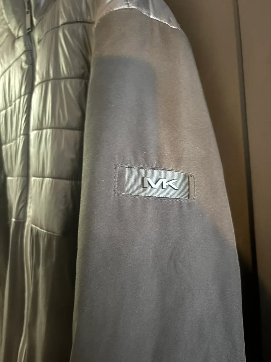 Men's Michael Kors Black Puffer Jacket Size M image indicator(2)