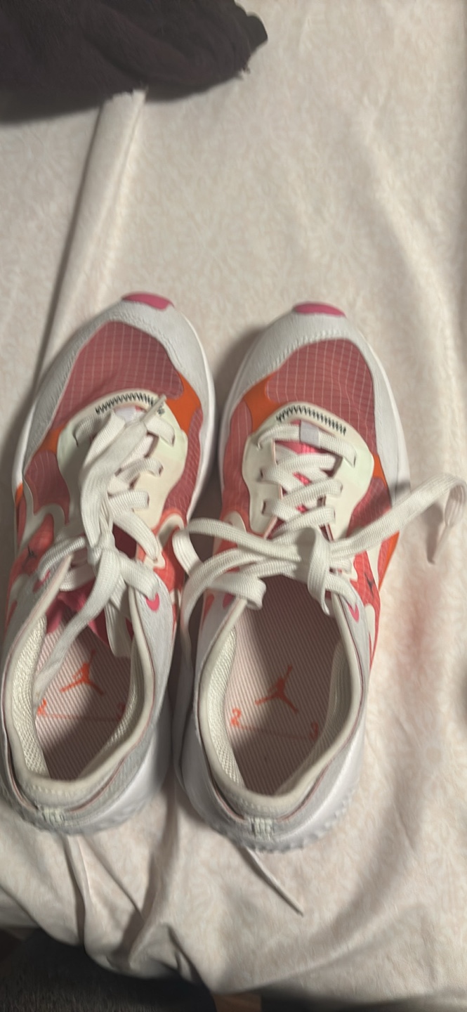 NIKE JORDAN women size 5