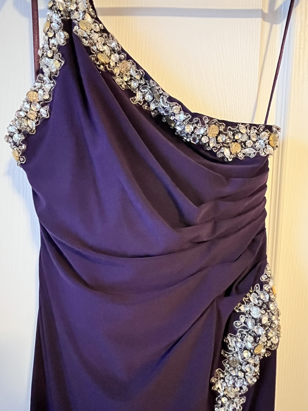 Stunning One-Shoulder Purple Evening Gown - photo 2