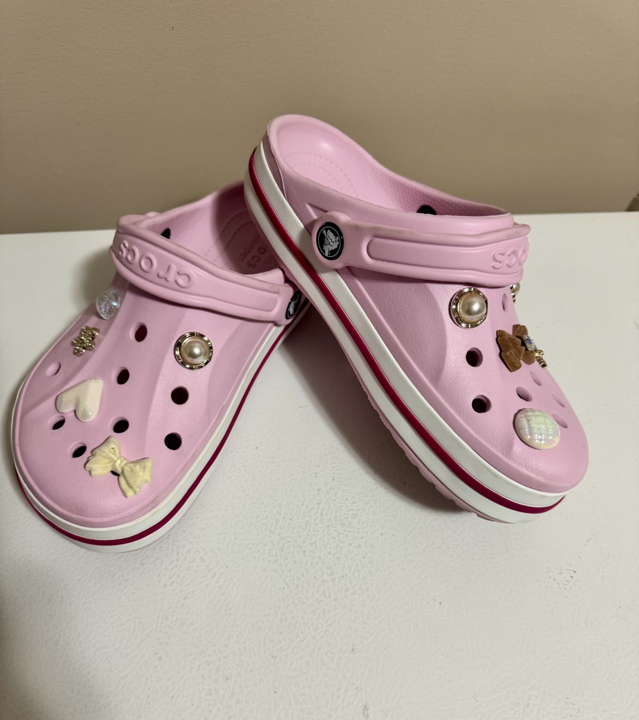 Pink Crocs Jibbitz Decorated Clogs - photo 2