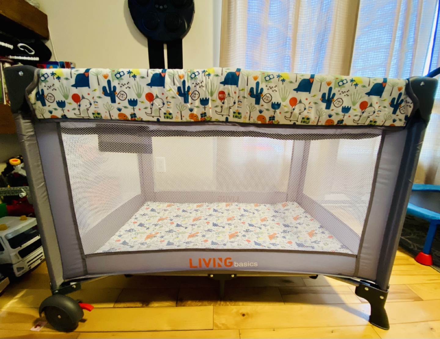 LIVINGbasics Playard with Changing Station - photo 2