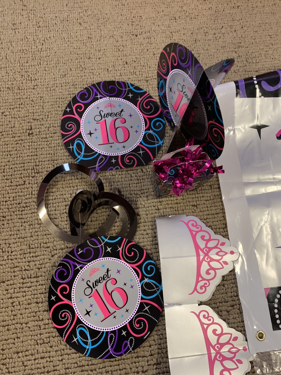 Sweet Sixteen Birthday Party Decorations - photo 3